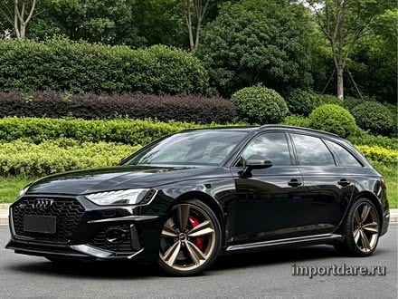 Audi RS 4 2022