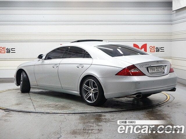 MERCEDES-BENZ CLS-CLASS W219 2008 — 170 000 км, серебристый, Корея — под ключ — фото 3