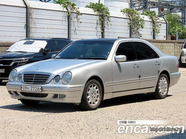 MERCEDES-BENZ E-CLASS W210 2001 — 69 409 км, серебристый, Корея — под ключ — фото 2