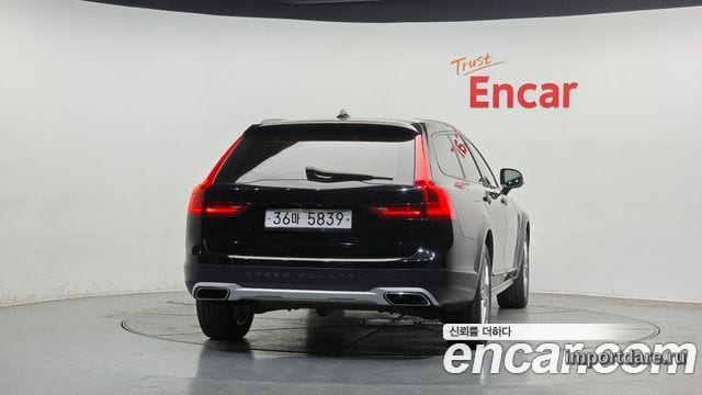 VOLVO V90 CROSS COUNTRY 2017 — 94 045 км, белый-перламутр, Корея — под ключ — фото 4