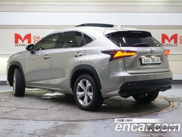 LEXUS NX300H 2017 — 96 902 км, серебристо-серый, Корея — под ключ — фото 3