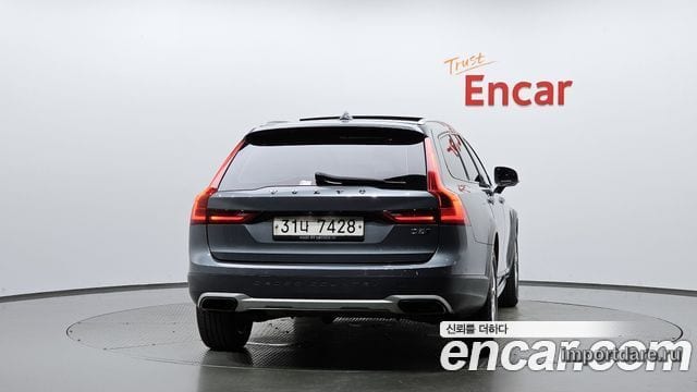 VOLVO V90 CROSS COUNTRY 2018 — 252 006 км, серый, Корея — под ключ — фото 4