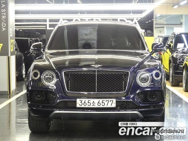 BENTLEY BENTAYGA 2020 — 47 525 км, синий, Корея — под ключ — фото 1