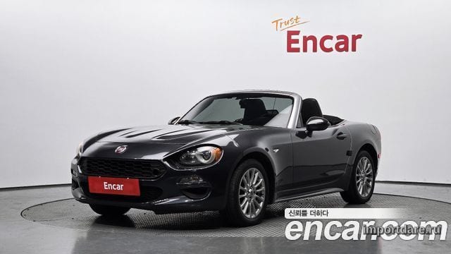 FIAT 124 Spider 2017