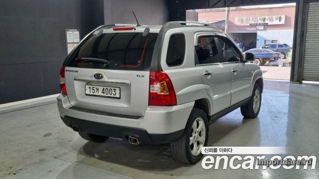 Kia New Sportage сбоку