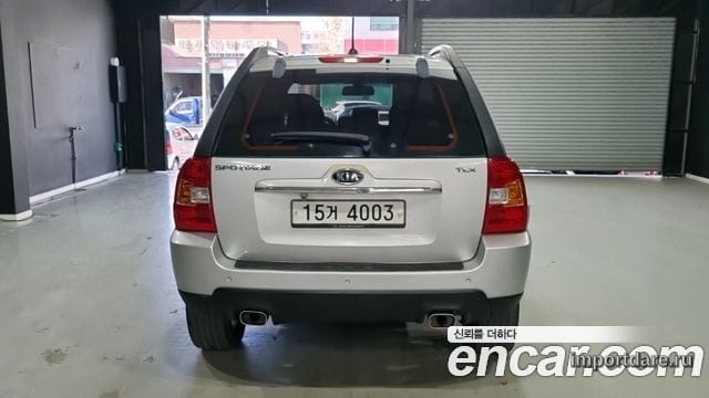 Kia New Sportage сзади