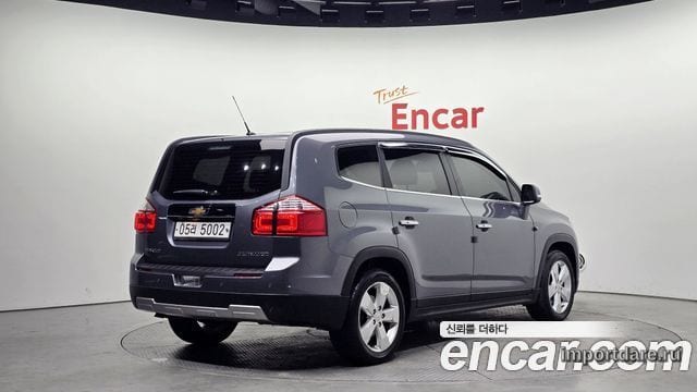 Chevrolet Orlando сбоку