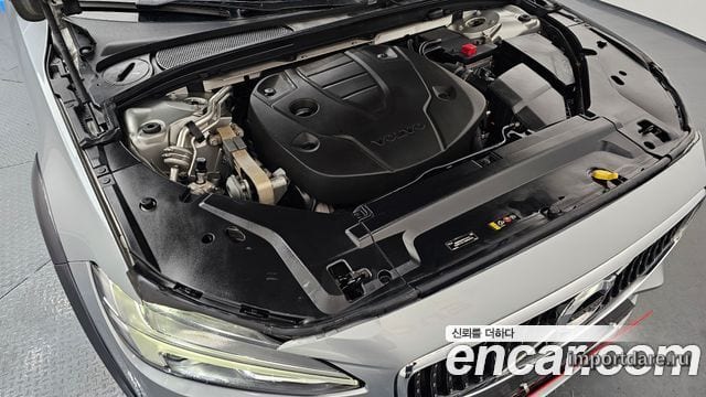 VOLVO V90 CROSS COUNTRY 2017 — 87 446 км, серебристый, Корея — под ключ — фото 6