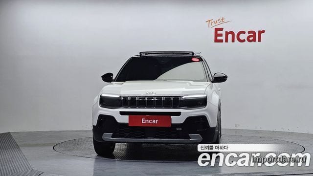 Jeep Avenger интерьер