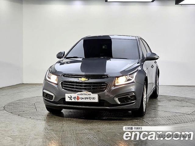 Chevrolet Amazing New Cruze сбоку
