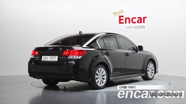 Subaru Legacy сбоку