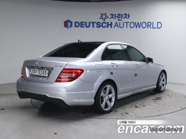 MERCEDES-BENZ C-CLASS W204 2014 — 120 741 км, серебристый, Корея — под ключ — фото 2