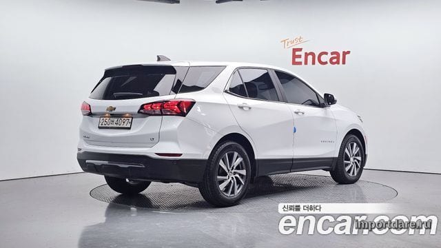 Chevrolet Equinox сбоку