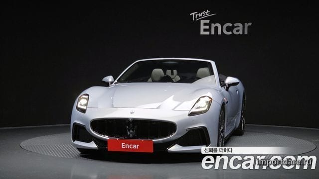 Maserati Grancabrio интерьер