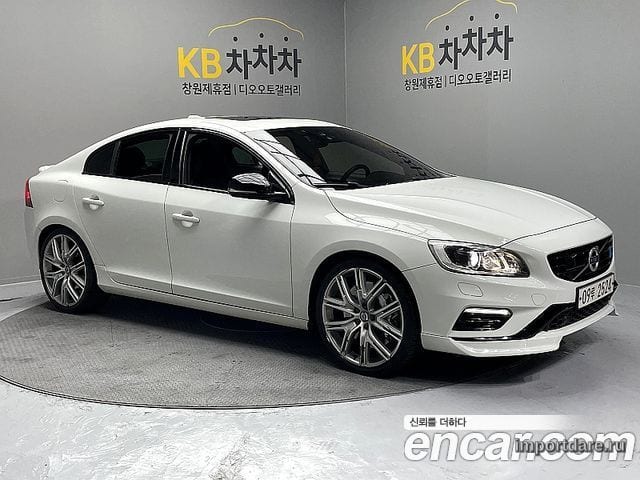 VOLVO S60 2017 — 78 571 км, белый, Корея — под ключ — фото 1