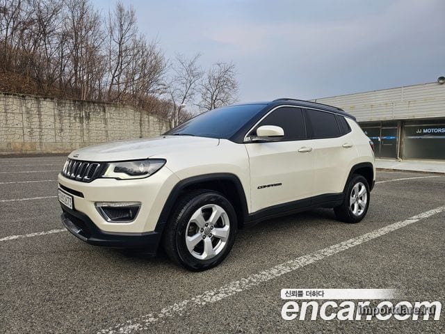 JEEP COMPASS 2019 — 69 500 км, белый-перламутр, Корея — под ключ — фото 1