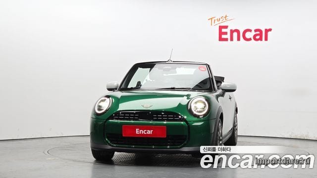 MINI COOPER C CONVERTIBLE 2025 — 4 141 км, тёмно-зелёный, Корея — под ключ — фото 3