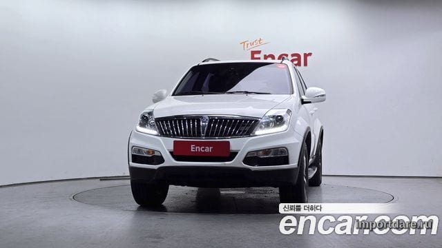 KGM Rexton W интерьер