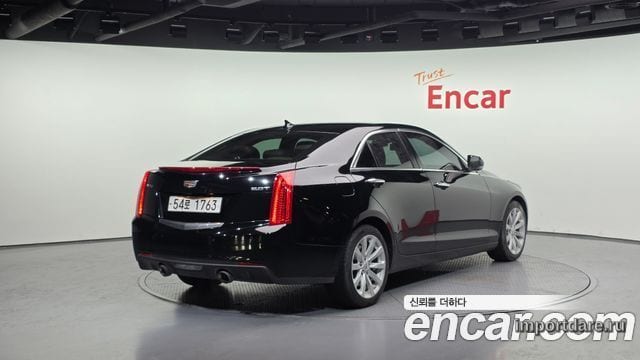 Cadillac Ats сбоку