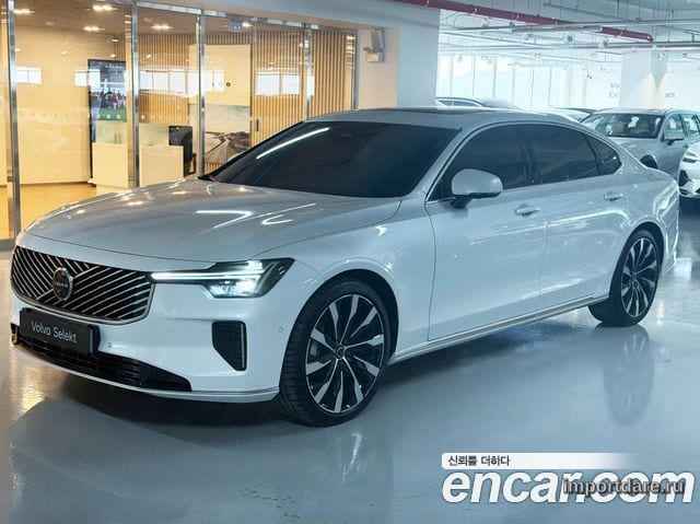Volvo S90 2026
