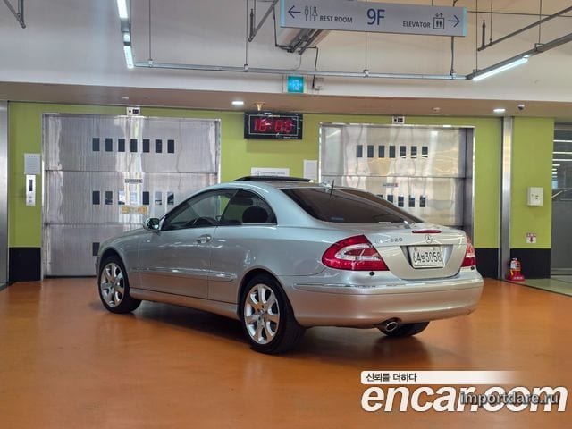 MERCEDES-BENZ CLK-CLASS C209 2002 — 107 000 км, серебристый, Корея — под ключ — фото 6