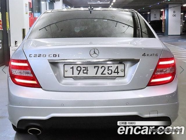 MERCEDES-BENZ C-CLASS W204 2014 — 136 225 км, серебристый, Корея — под ключ — фото 5
