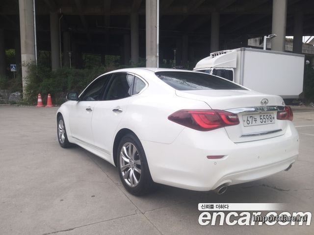 INFINITI Q70 2015 — 113 635 км, белый-перламутр, Корея — под ключ — фото 2