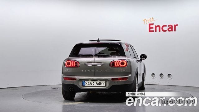MINI COOPER D CLUBMAN 2018 — 148 443 км, светло-золотистый, Корея — под ключ — фото 4
