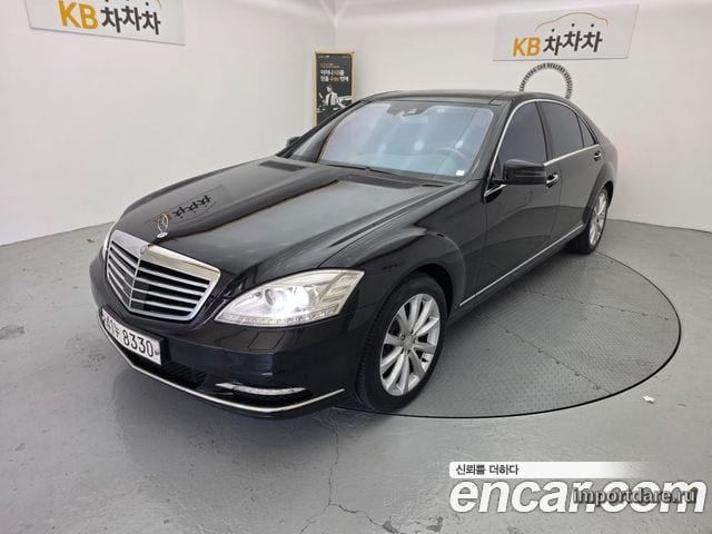 MERCEDES-BENZ S-CLASS W221 2010 — 86 000 км, чёрный, Корея — под ключ — фото 1