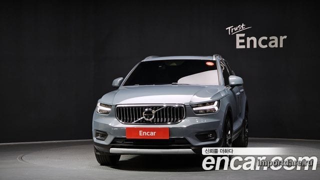VOLVO XC40 2021 — 46 768 км, светло-серебристый, Корея — под ключ — фото 3
