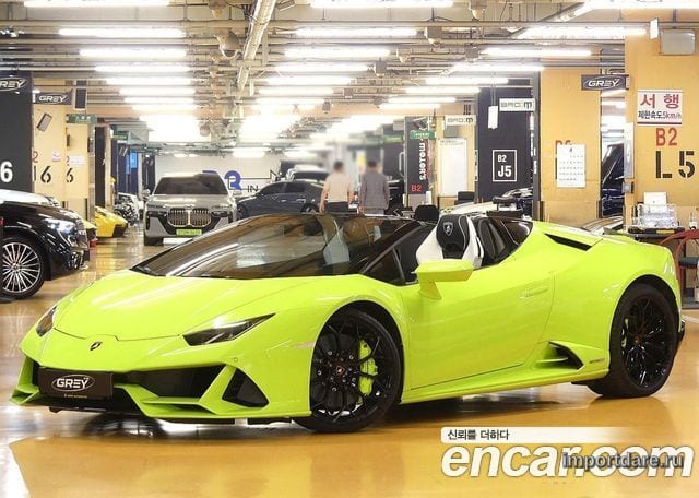 LAMBORGHINI HURACAN 2022 — 11 000 км, салатовый, Корея — под ключ — фото 2