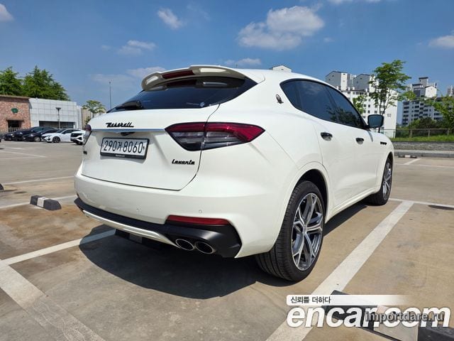 MASERATI LEVANTE 2019 — 48 000 км, белый, Корея — под ключ — фото 6