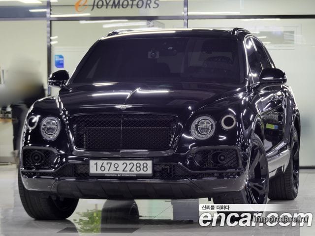BENTLEY BENTAYGA 2020 — 51 000 км, чёрный, Корея — под ключ — фото 1