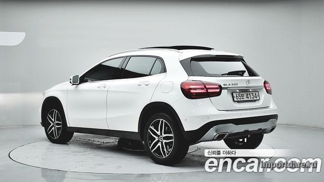 MERCEDES-BENZ GLA-CLASS X156 2019 — 71 110 км, белый, Корея — под ключ — фото 2