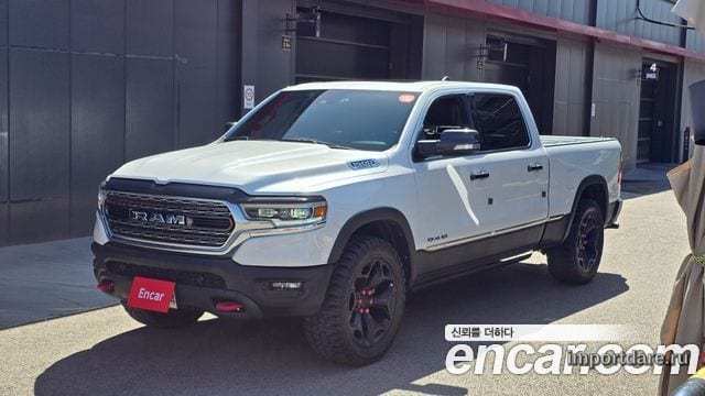 DODGE RAM PICKUP 2019 — 38 901 км, белый, Корея — под ключ — фото 1