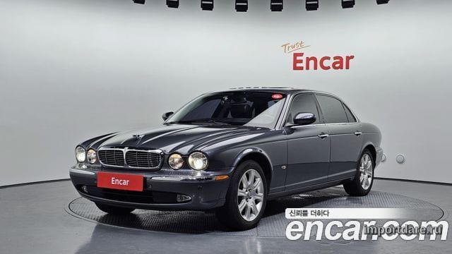 Jaguar XJ-8 2006