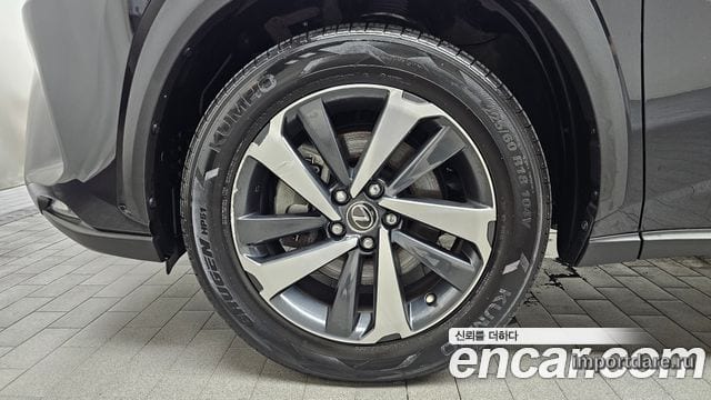 Lexus NX300 детали