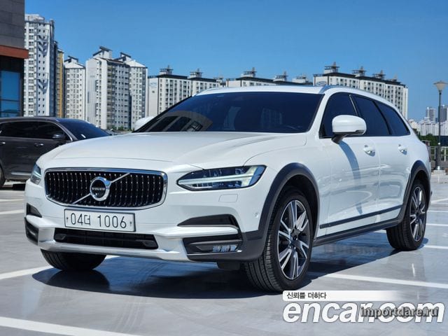 VOLVO V90 CROSS COUNTRY 2019 — 159 026 км, Корея — под ключ — фото 1