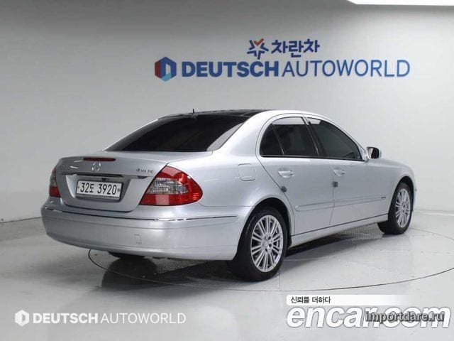 MERCEDES-BENZ E-CLASS W211 2009 — 169 478 км, серебристый, Корея — под ключ — фото 2