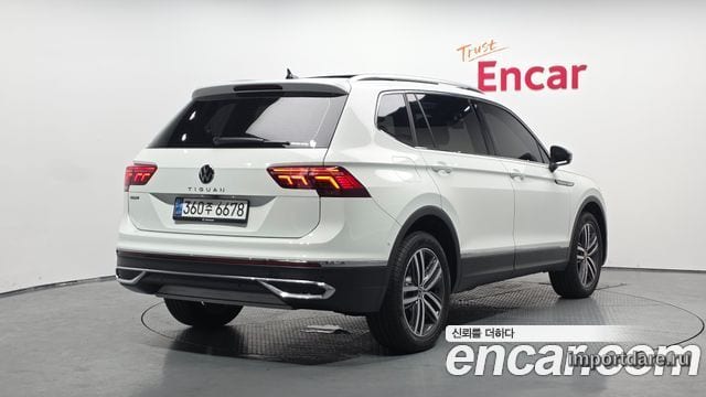 VOLKSWAGEN TIGUAN ALLSPACE 2024 — 24 718 км, белый, Корея — под ключ — фото 2