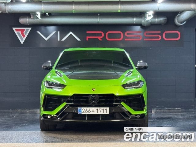 LAMBORGHINI URUS 2024 — 16 600 км, зелёный, Корея — под ключ — фото 1