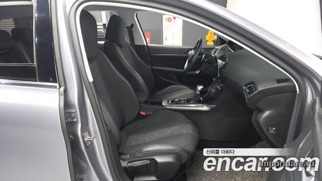 PEUGEOT 308SW 2018 — 66 548 км, серебристо-серый, Корея — под ключ — фото 11