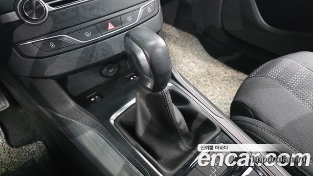 PEUGEOT 308SW 2018 — 66 548 км, серебристо-серый, Корея — под ключ — фото 9