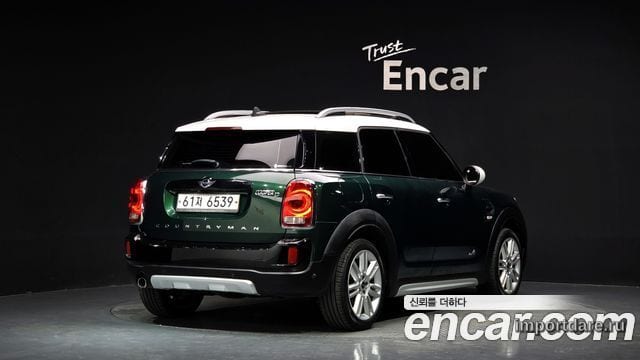 MINI COOPER D COUNTRYMAN 2018 — 125 766 км, тёмно-зелёный, Корея — под ключ — фото 1