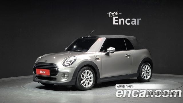 MINI COOPER CONVERTIBLE 2019 — 152 238 км, светло-золотистый, Корея — под ключ — фото 1