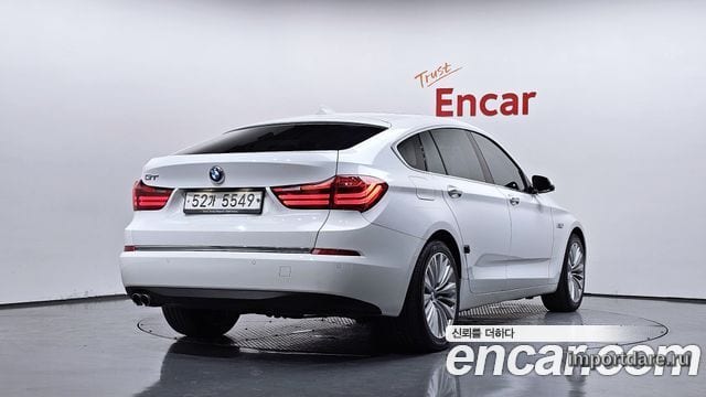 BMW 5 Series GT сбоку