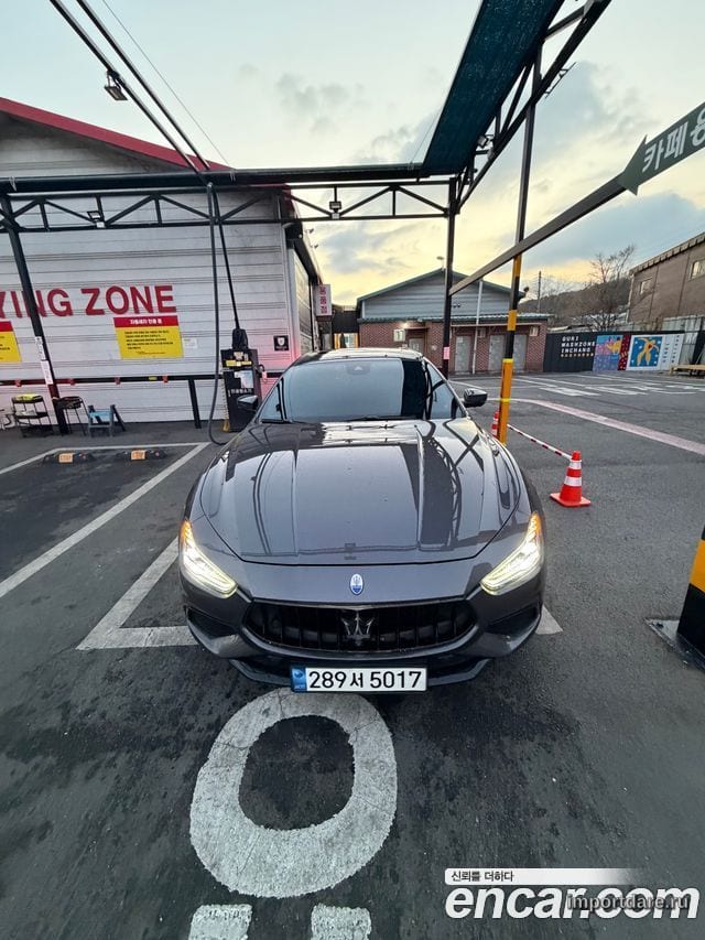 MASERATI GHIBLI 2018 — 76 000 км, серый, Корея — под ключ — фото 1