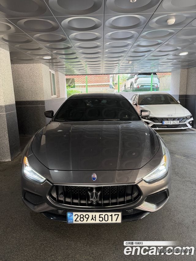 MASERATI GHIBLI 2018 — 76 000 км, серый, Корея — под ключ — фото 2