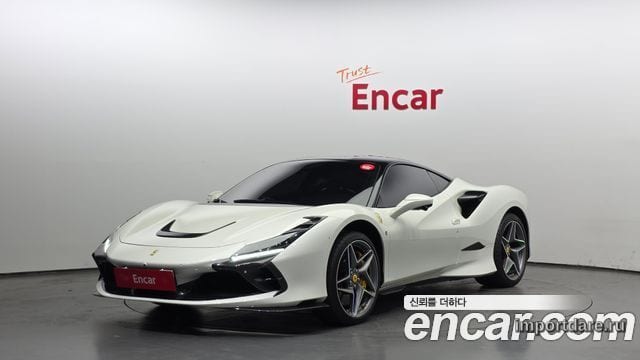 Ferrari F8 2021