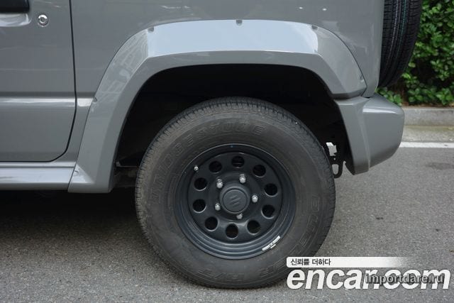 SUZUKI JIMNY 2019 — 40 800 км, серый, Корея — под ключ — фото 5